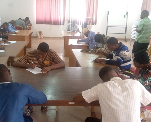 renl conduit un examen de qualification des bourses d etudes pour son personnel th
